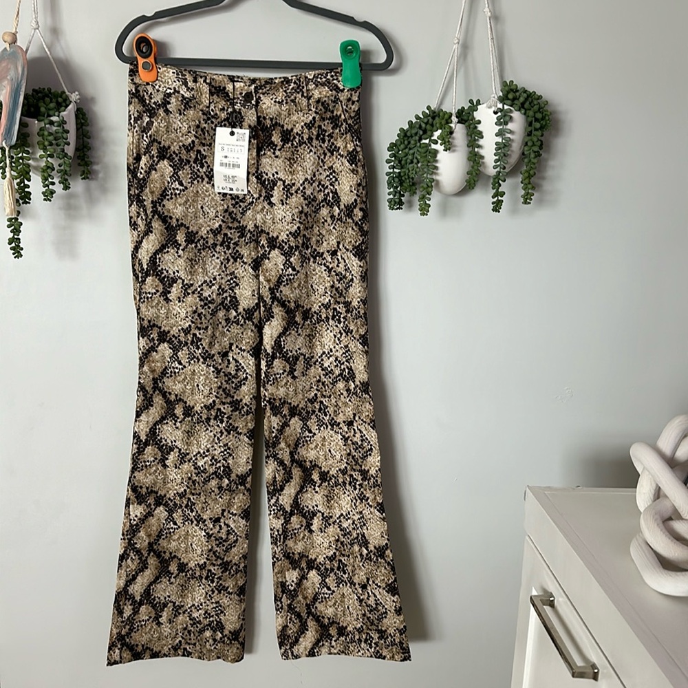 Zara pants size small NWT